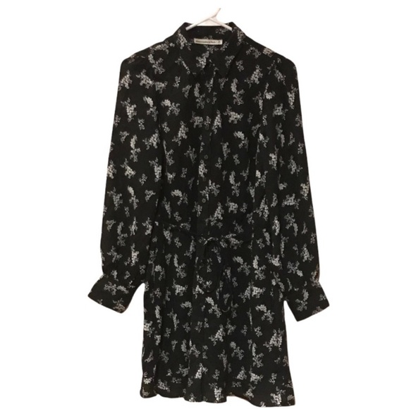 Abercrombie & Fitch Ruffle Hem Shirt Dress - Black - Size Small - Picture 3 of 4
